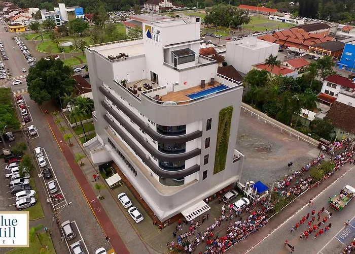 Blue Hill Hotel